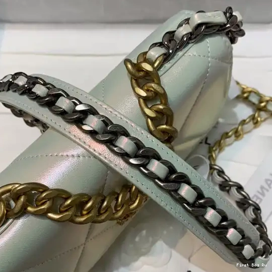 Firstbag Ru WALLET CHAIN CHANEL19 ON 0519